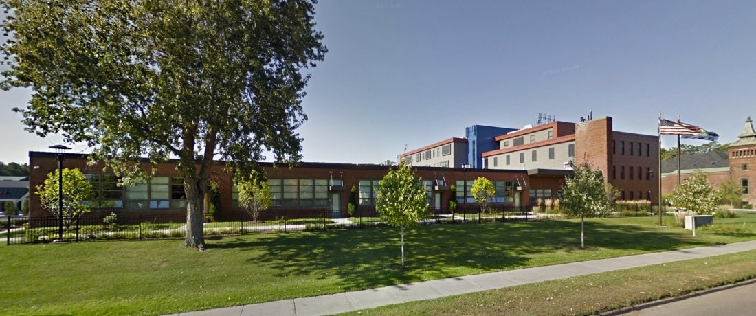 Primary Photo - Thayer Commons