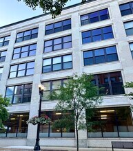 Building Photo - 2303 S Michigan Ave