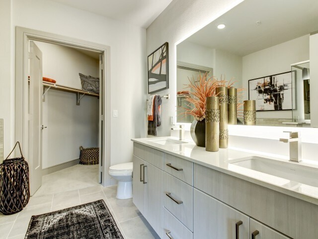 Foto del edificio - Luxury One-Bedroom Homes: Modern Comfort, ...