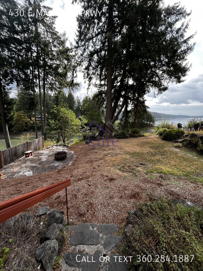 Building Photo - 430 E Madrona Pkwy