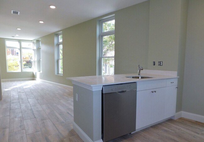 Foto del edificio - 10 Roxbury St