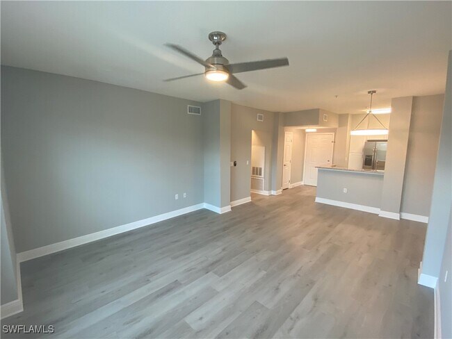 Foto del edificio - 23660 Walden Center Dr