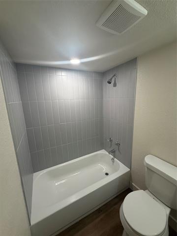 Foto del edificio - 715 W Hickory St