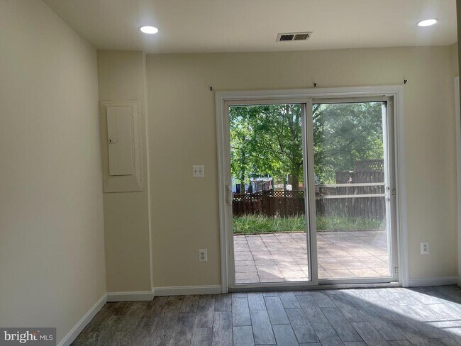 Foto del edificio - 24673 Nettle Mill Square