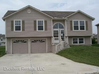 Primary Photo - 3 br, 2 bath House - 708 SE 15TH