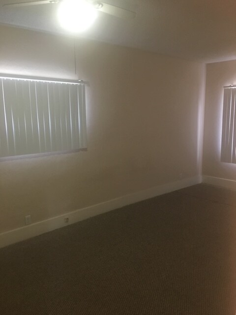 Foto del edificio - 24649 Stewart St