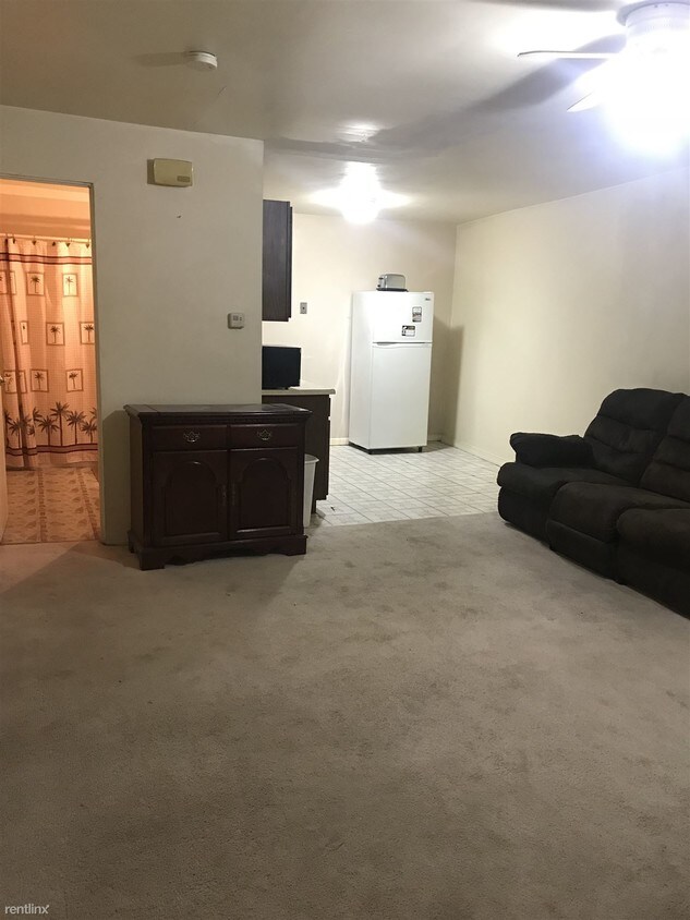 1031 Pittsburgh St Unit Apt 103, Springdale, PA 15144 Condo for Rent