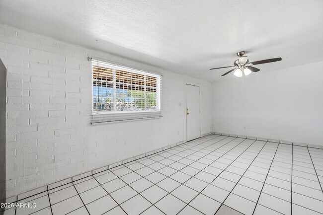 Foto del edificio - 3905 W Almeria Rd