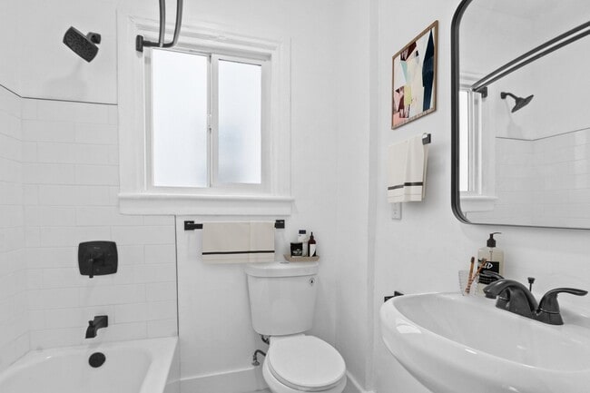 Foto del edificio - 1344 4th St