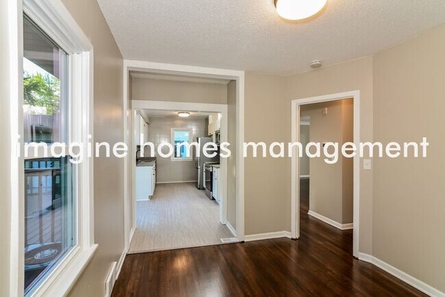 Building Photo - Fully Renovated 3 Bedroom Single Family Ho...