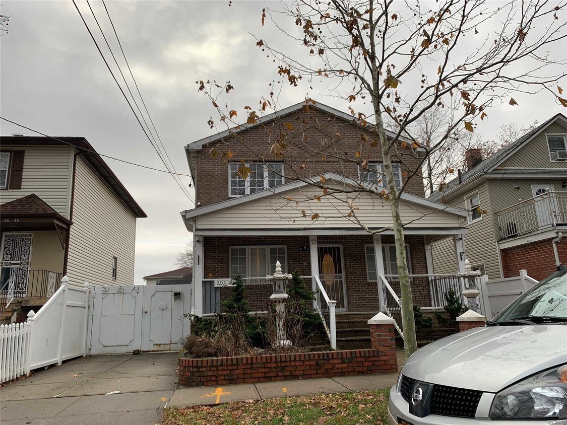 20952 46th Rd Unit 1 Fl, Queens, NY 11361 Room for Rent in Queens