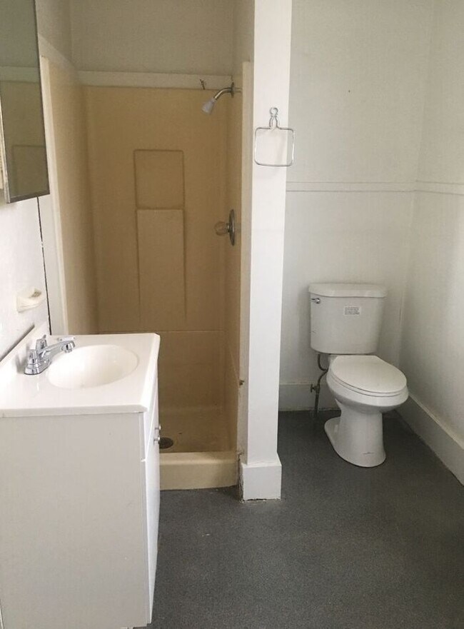 Foto del edificio - 306 N State St