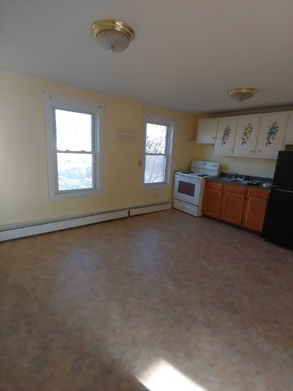 44 Granite St, Barre, VT 05641 House Rental in Barre, VT