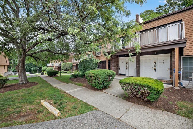 Foto del edificio - 424 Carpenter Ave