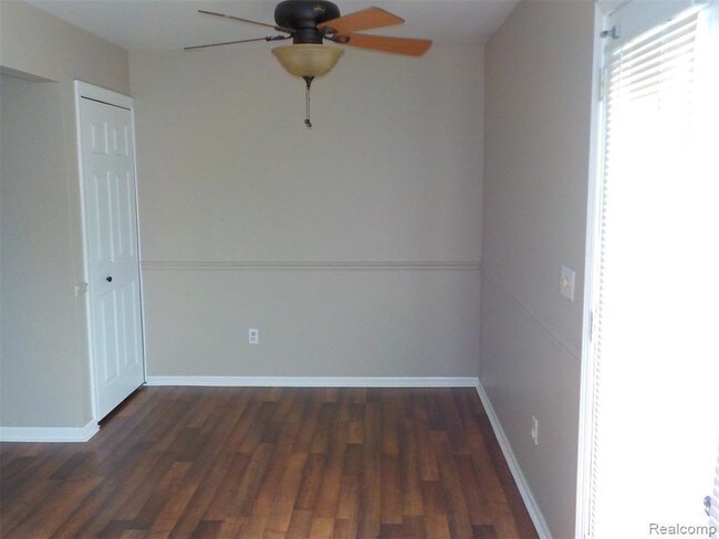 Building Photo - 48576 Sugarbush Rd