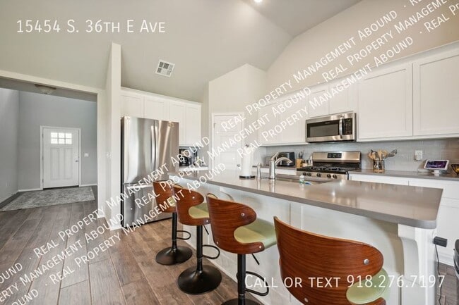 Foto del edificio - 15454 S 36th E Ave