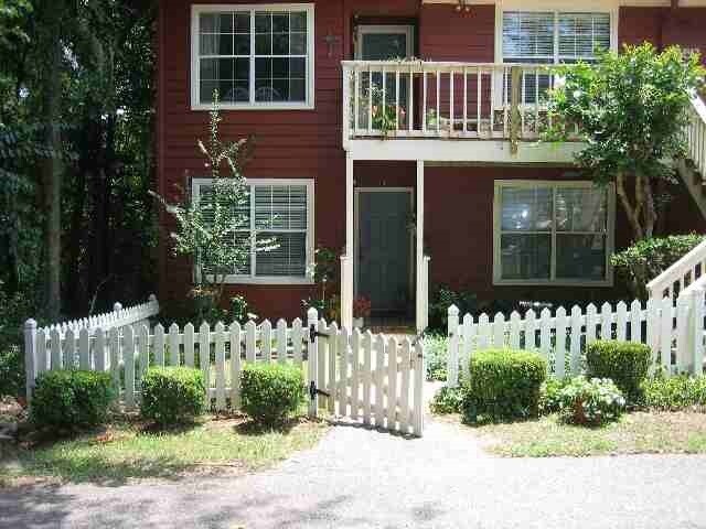 Primary Photo - 4557 Barclay Ln
