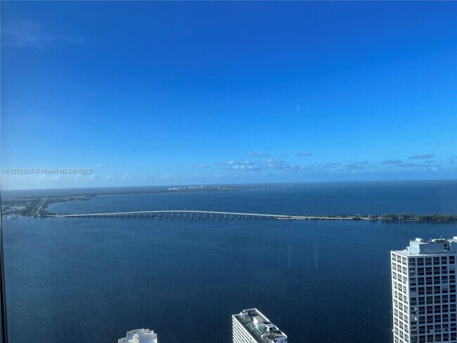 Foto del edificio - 1425 Brickell Ave