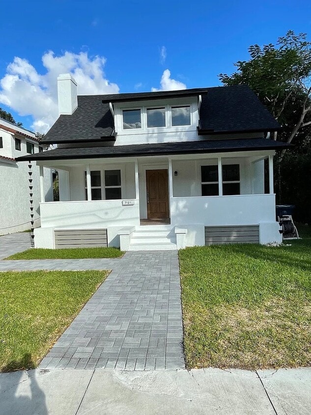 Photo - 7121 SW 63rd Ave (South Miami, FL)