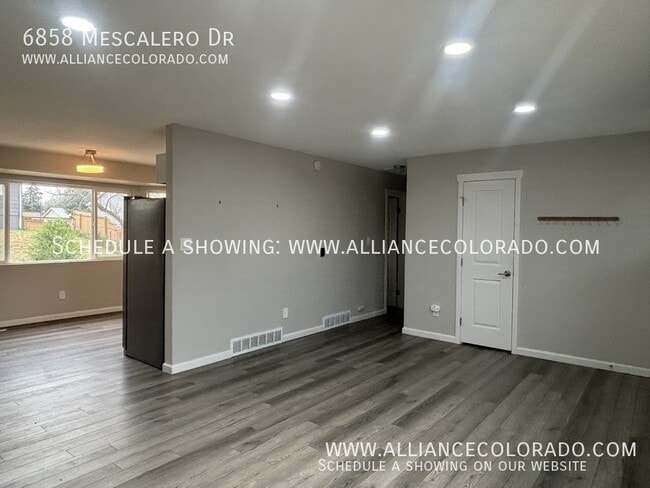 Building Photo - 6858 Mescalero Dr