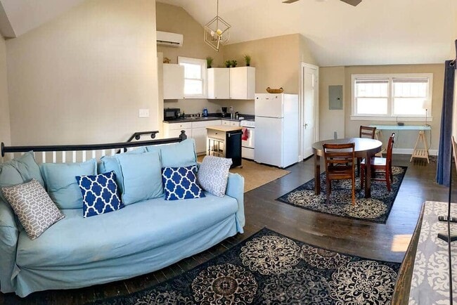 Suburban - Suburban Apartment