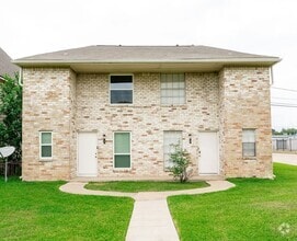 Building Photo - 12202 Ormandy St