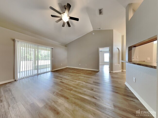 Building Photo - 1833 FOREST HILL DRIVE BARTOW FL