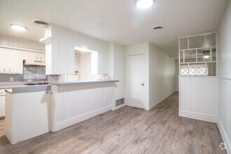 Building Photo - 4503 39th St