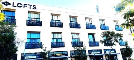 Building Photo - 515 W Main St