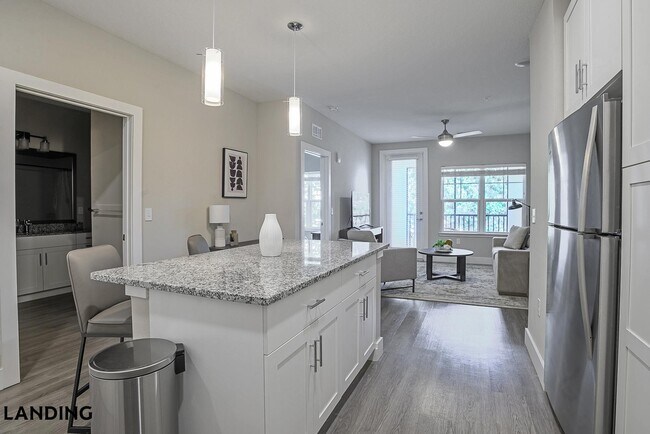 Foto del edificio - 3060 Southcreek Blvd
