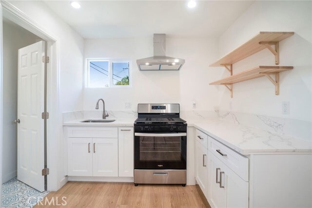 Foto del edificio - 3826 W 64th St