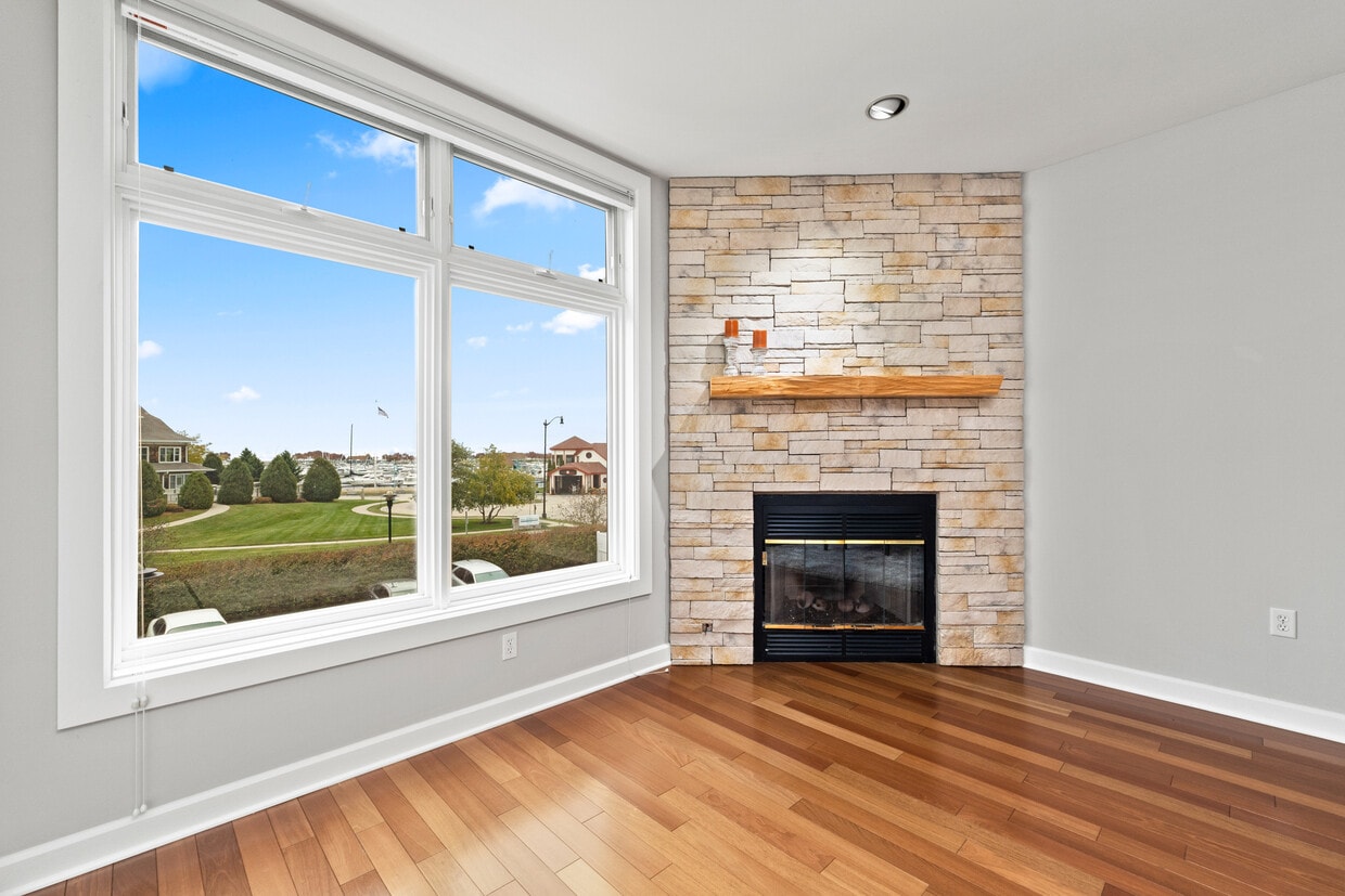 35 Harborview Dr Unit 205, Racine, WI 53403 Condo for Rent in Racine