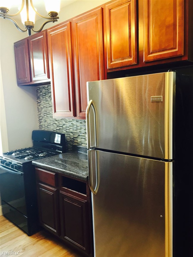 Building Photo - 2 br, 1 bath Apartment - 763 Eastern Pkwy