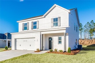 Building Photo - Very Cute and Well Maintained Newer 2 Story Home in Town Lakes of Opelika