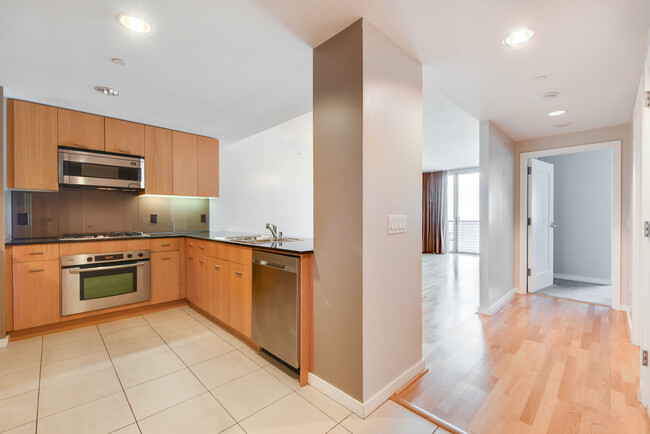 Foto del edificio - 355 1st St