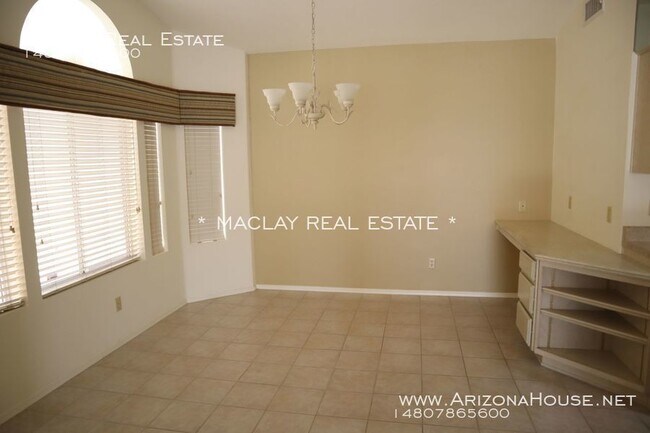 Building Photo - 10302 E Coopers Hawk Dr