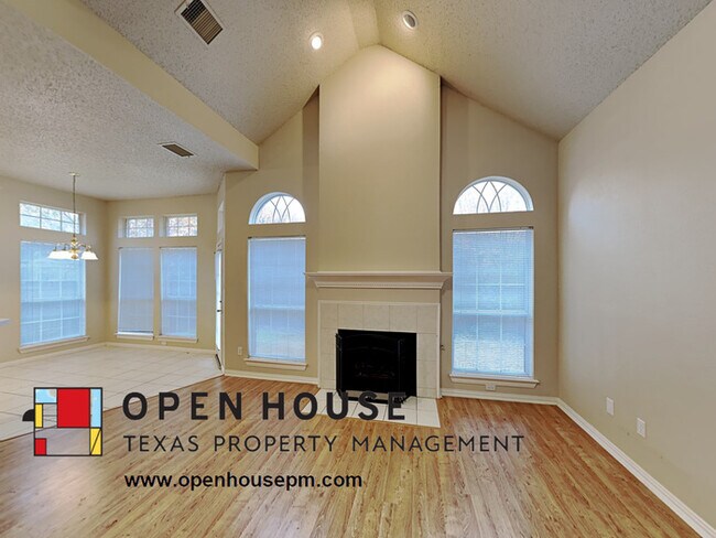 Building Photo - 1705 Bershire Ct, Flower Mound