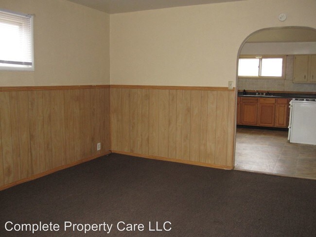 Building Photo - 108 N Claypool Rd