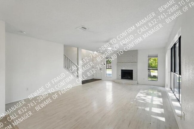 Foto del edificio - Creek Lot and Walking Distance to Nature P...
