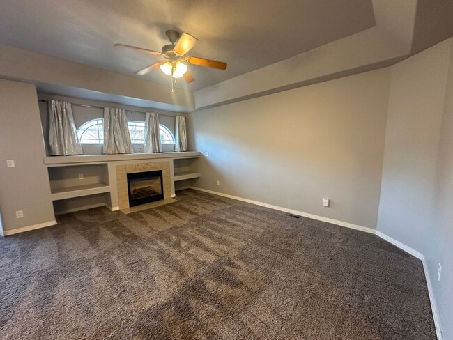 Foto del edificio - Beautiful 3/3/2 West Side Townhome with Views Available Now!!!