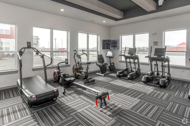 Fitness Center - Apex at Perry Crossing