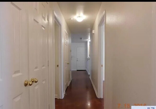 Foto del edificio - 3131 Douglas Fir Dr
