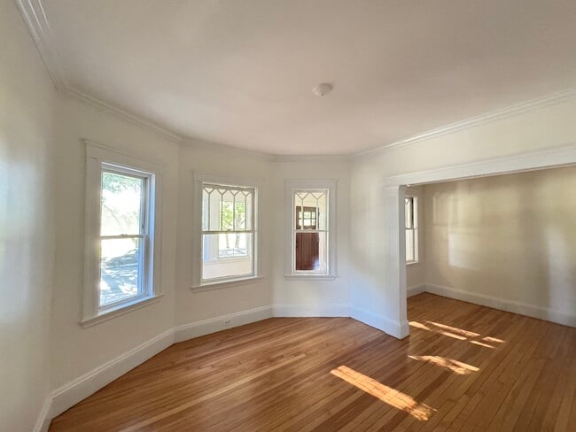 Building Photo - 303 Alewife Brook Pky