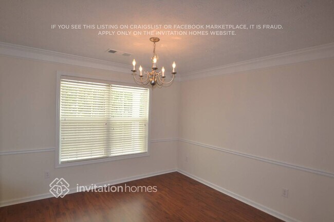 Building Photo - 555 Wellington Ln