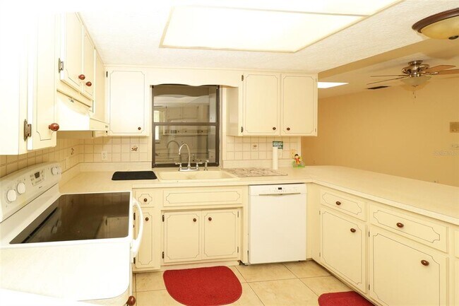 Foto del edificio - 5320 Jones Ct