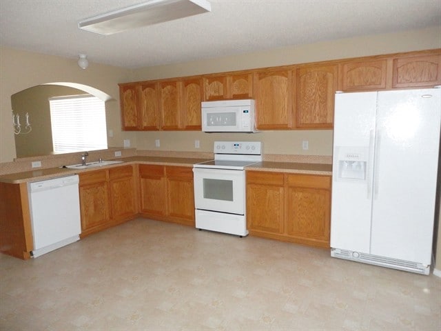 Building Photo - 7118 Compass Point Dr