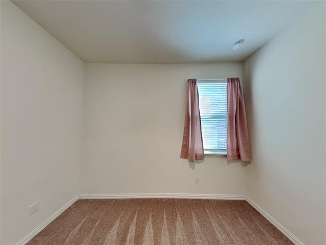 Foto del edificio - 514 Robinson Wy