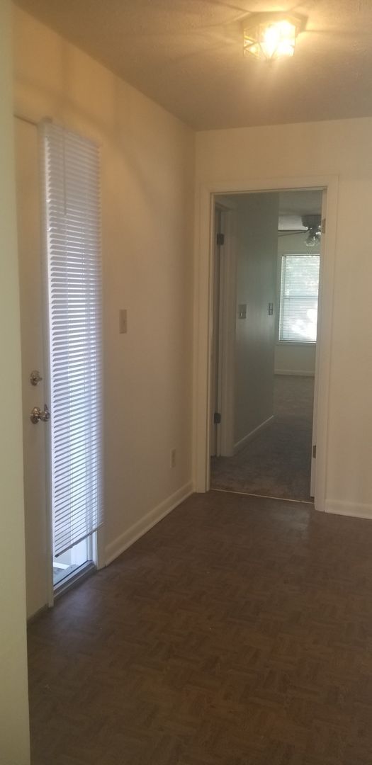 Foto del edificio - TOP FLOOR 2 BED/2BATH CONDO (Shameika)
