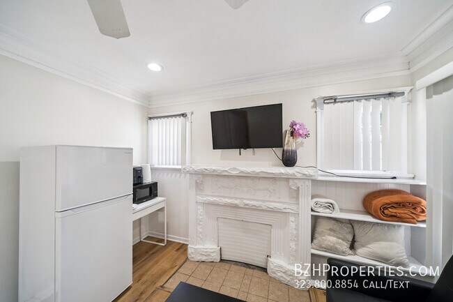 Foto del edificio - 1163 W 38th St