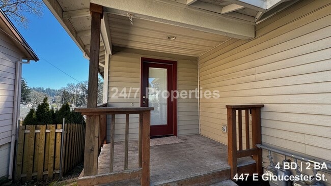 Building Photo - 2025-445MF